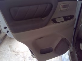 1999 TOYOTA LAND CRUISER, WHITE, 4.7L, AT, 4WD.   Z25225